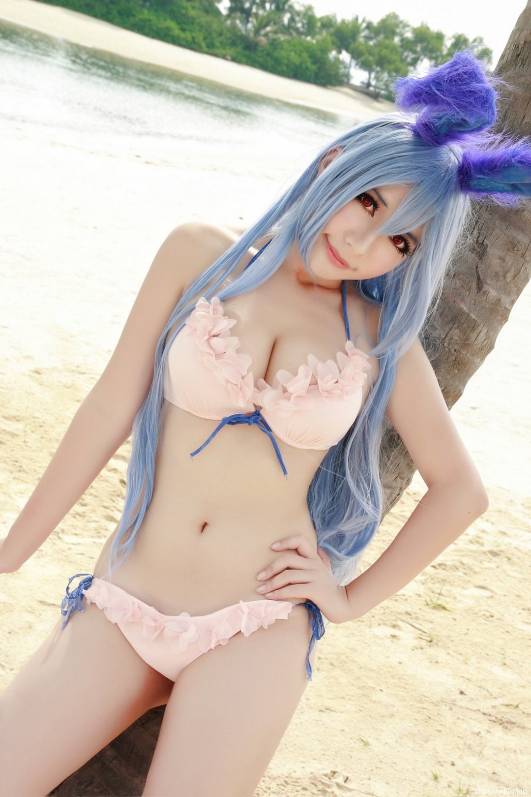 美女胤甍身穿比基尼Cosplay兔女郎丰满傲人