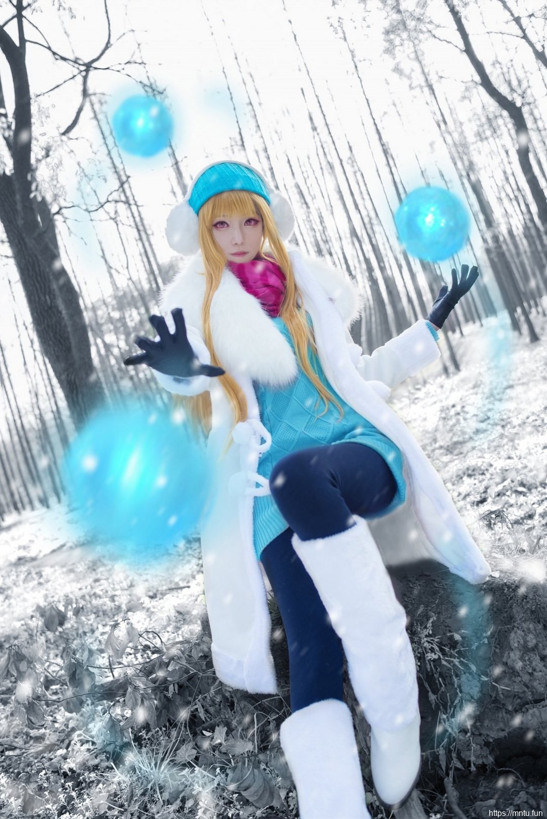 身材高挑冰雪美女cosplay英雄联盟辛德拉
