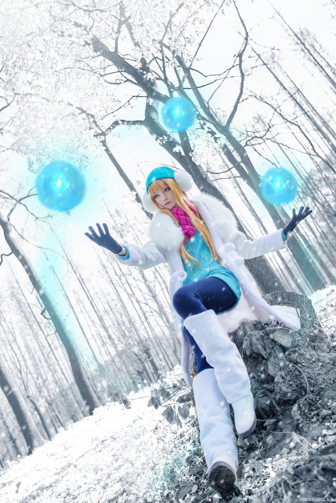 身材高挑冰雪美女cosplay英雄联盟辛德拉