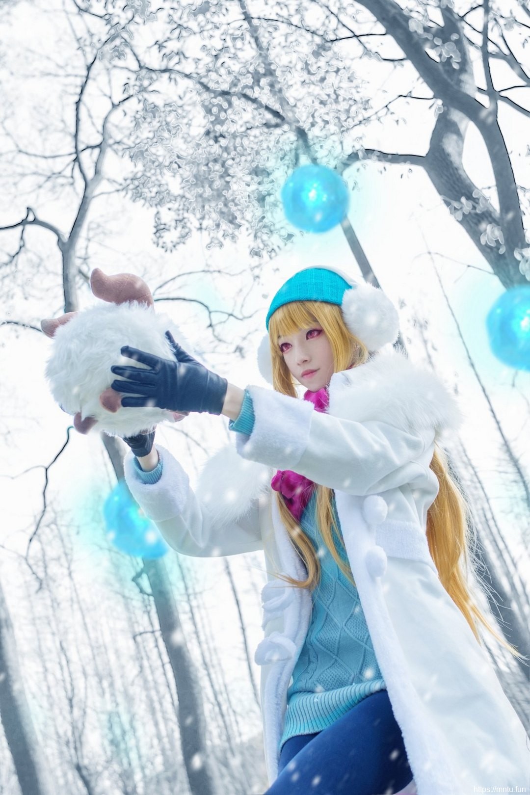 身材高挑冰雪美女cosplay英雄联盟辛德拉