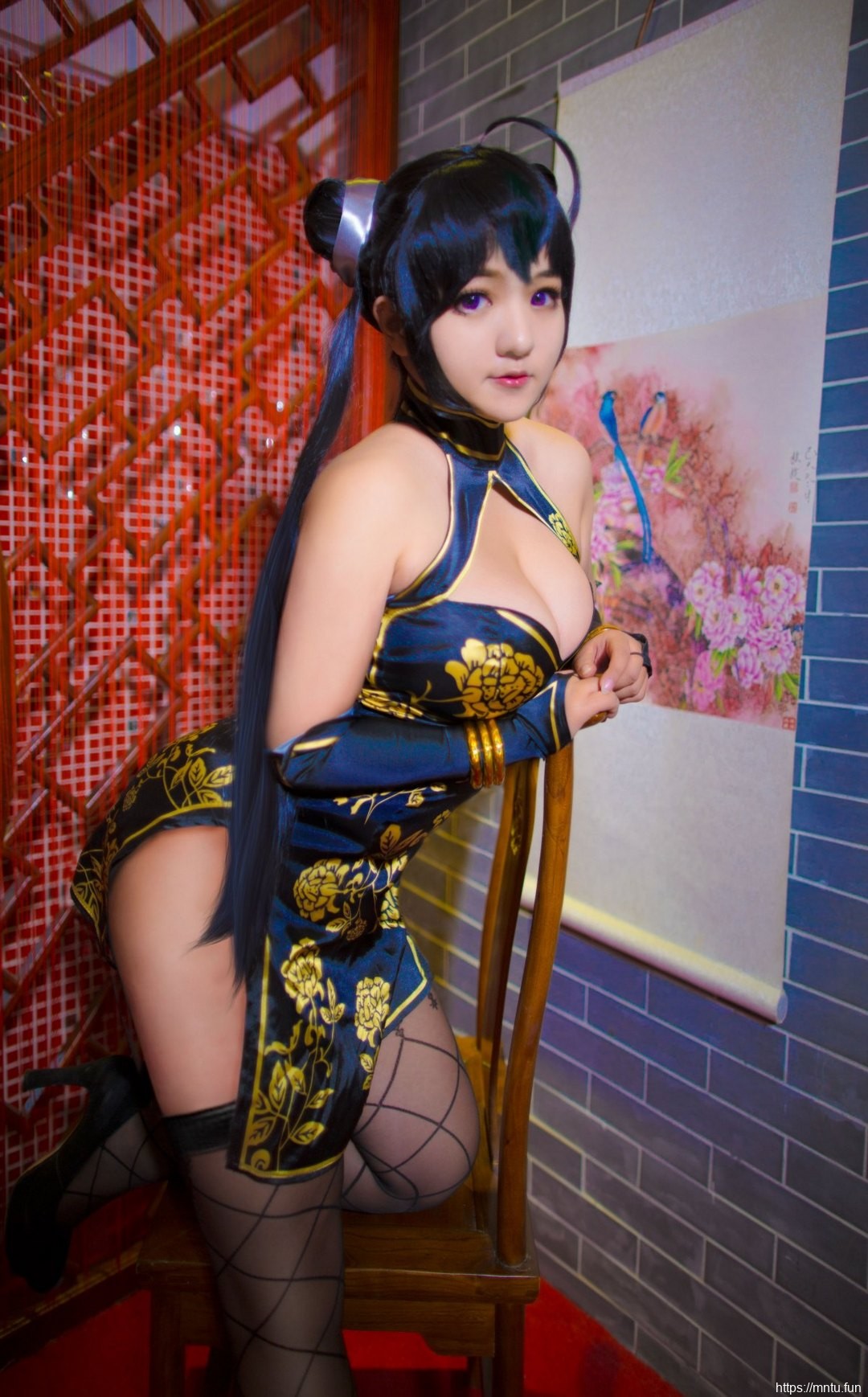 肉感黑丝美女cosplay大胸美女冬月茉莉