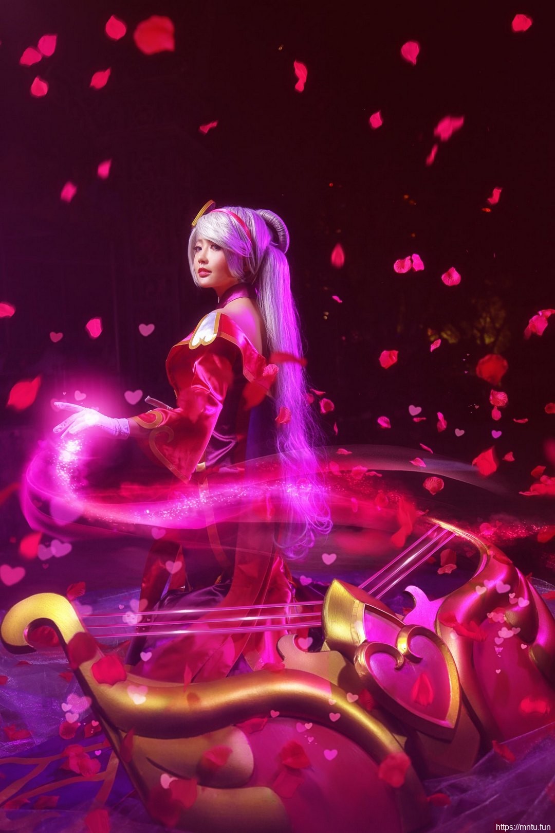 诱人美女御姐性感低胸裙cosplay英雄联盟琴瑟仙女娑娜