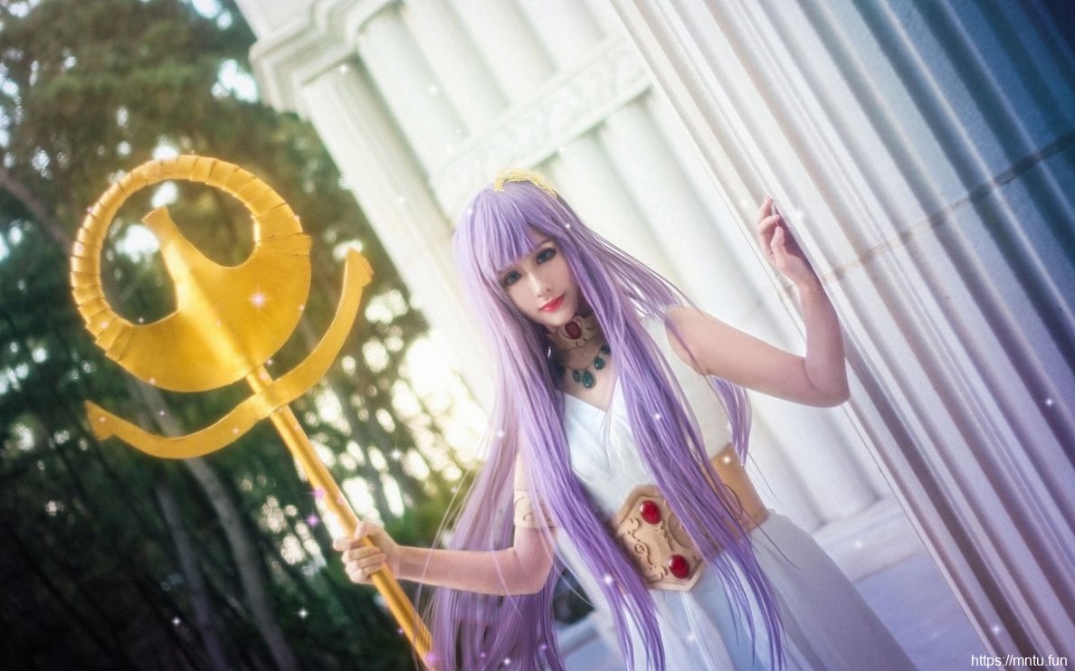 长裙美女Cosplay动漫美女城户纱织尽展女神气质