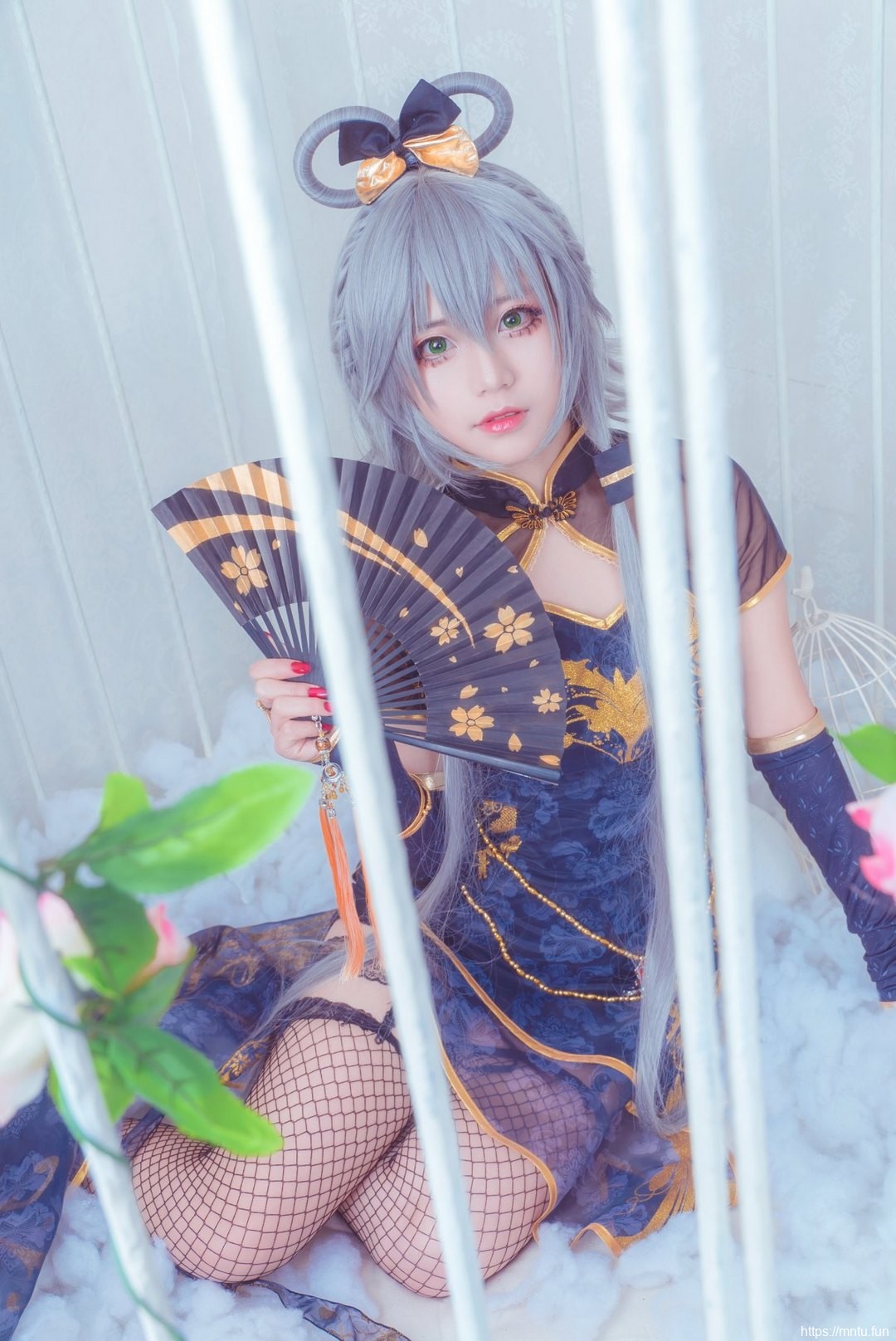 性感美女姐妹花cosplay初音未来vs洛天依