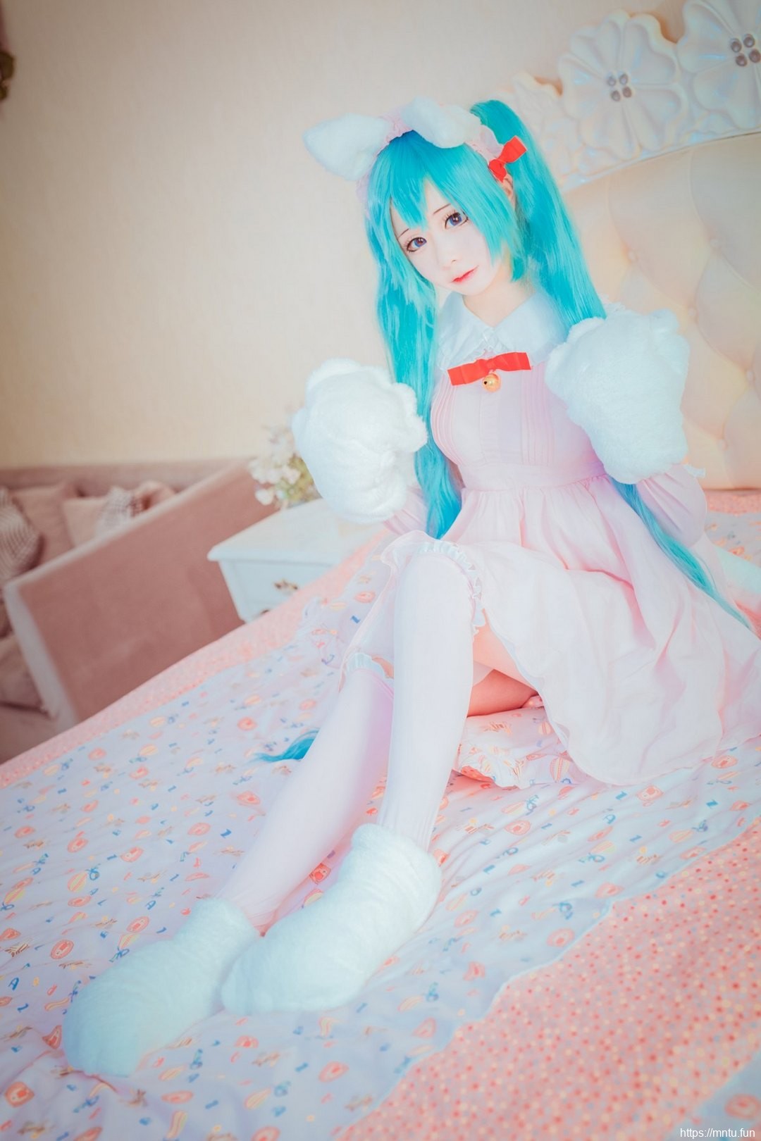可爱小萝莉粉嫩甜美cosplay猫女郎初音未来