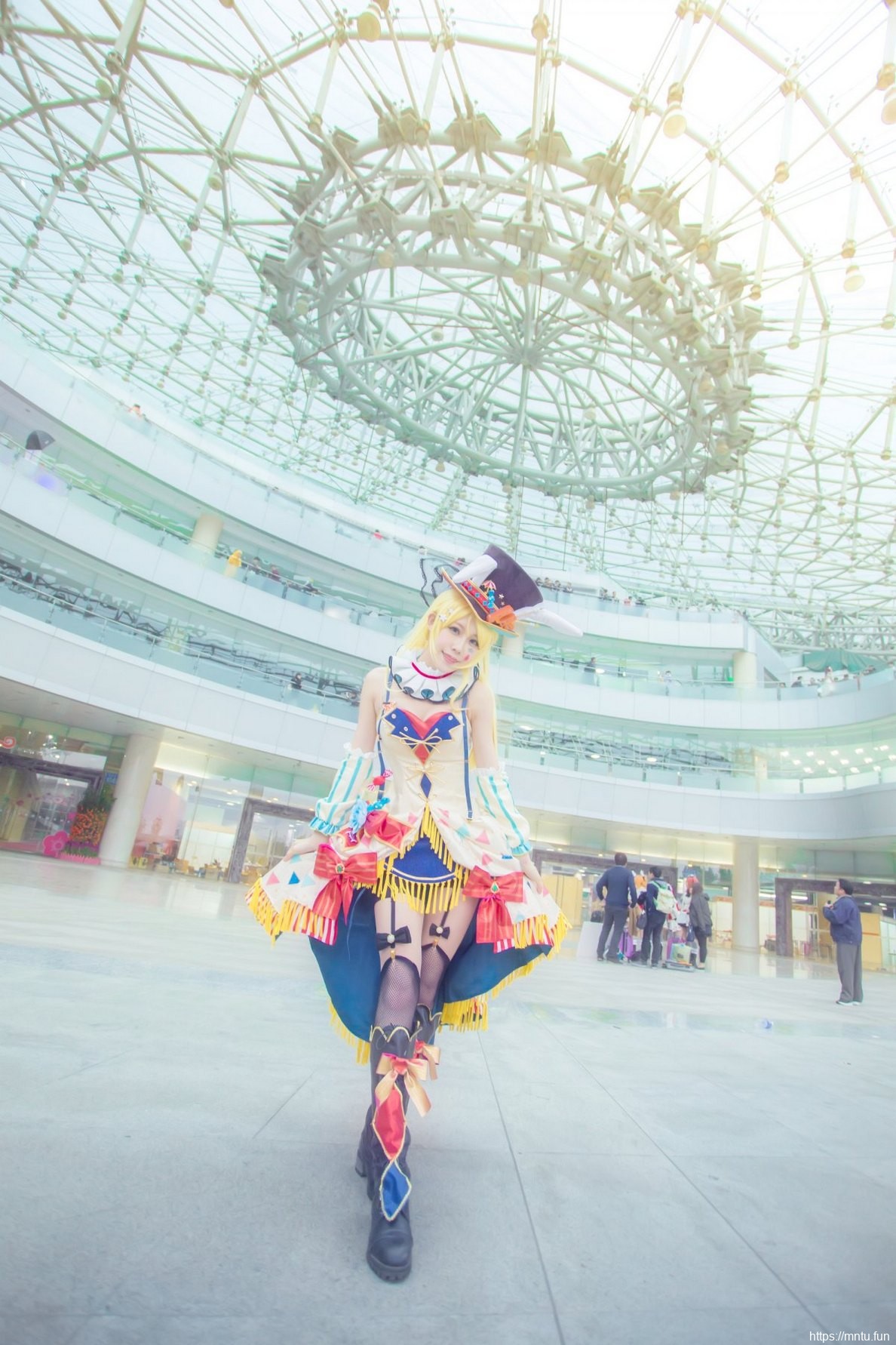 身材极好的美女cosplay绚濑绘里马戏团图片