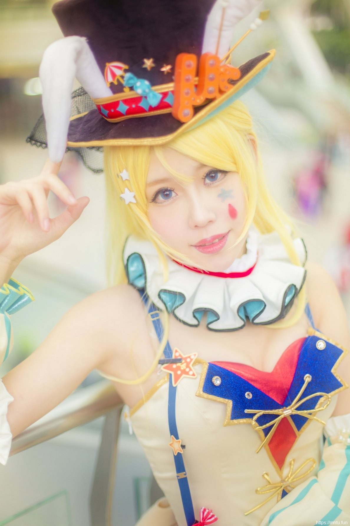 身材极好的美女cosplay绚濑绘里马戏团图片