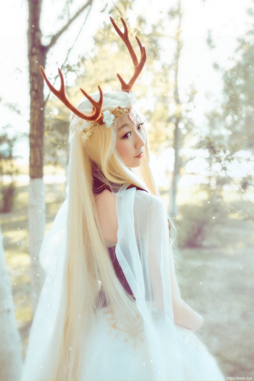 清纯美少女cosplay信鸽王国精灵鹿后唯美梦幻