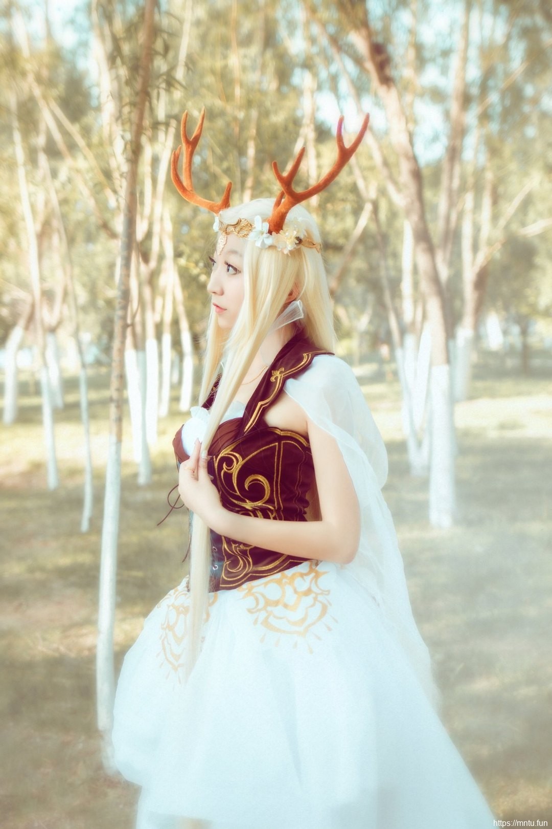 清纯美少女cosplay信鸽王国精灵鹿后唯美梦幻