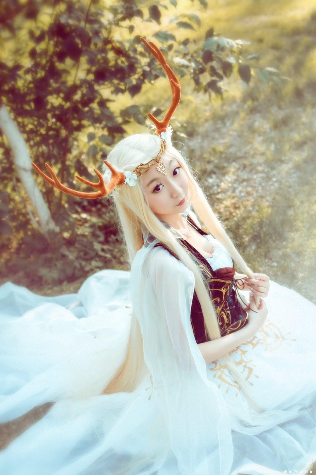 清纯美少女cosplay信鸽王国精灵鹿后唯美梦幻