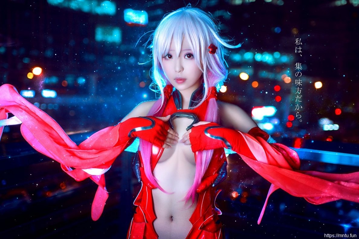 俊俏美女白皙美肌酥胸cosplay楪祈喷血十足