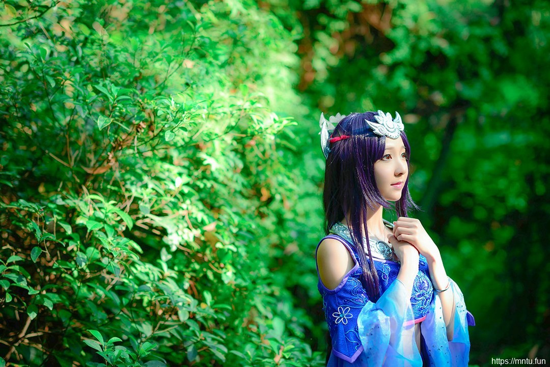 清新美女cosplay梦幻西游巫蛮儿图片
