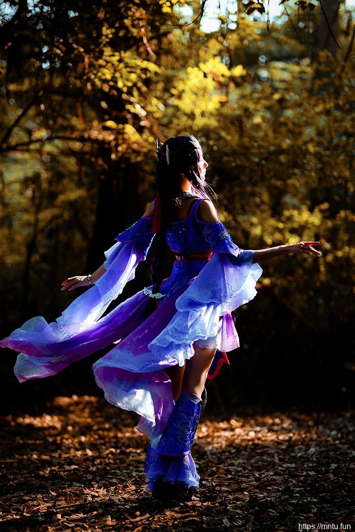 清新美女cosplay梦幻西游巫蛮儿图片