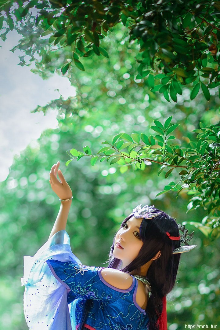 清新美女cosplay梦幻西游巫蛮儿图片