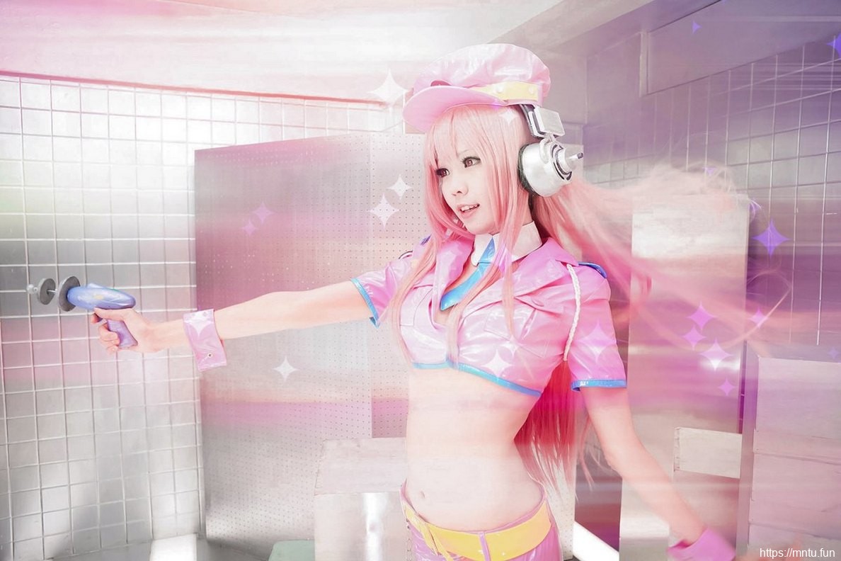 性感美女身穿制服cosplay索尼子诱惑美图