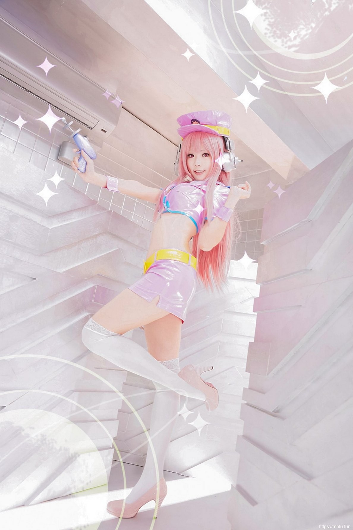 性感美女身穿制服cosplay索尼子诱惑美图