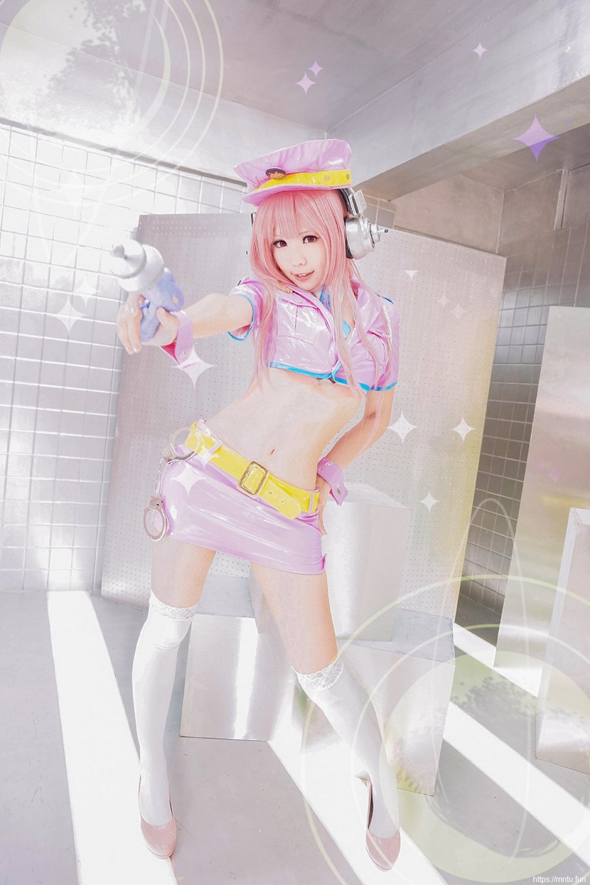 性感美女身穿制服cosplay索尼子诱惑美图