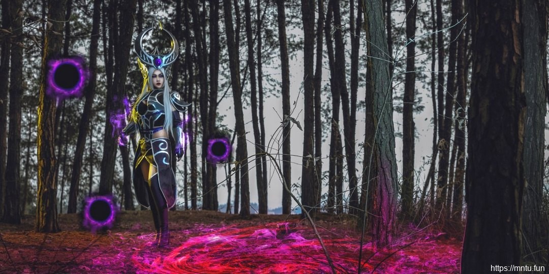 性感巨乳御姐cosplay英雄联盟暗黑元首辛德拉