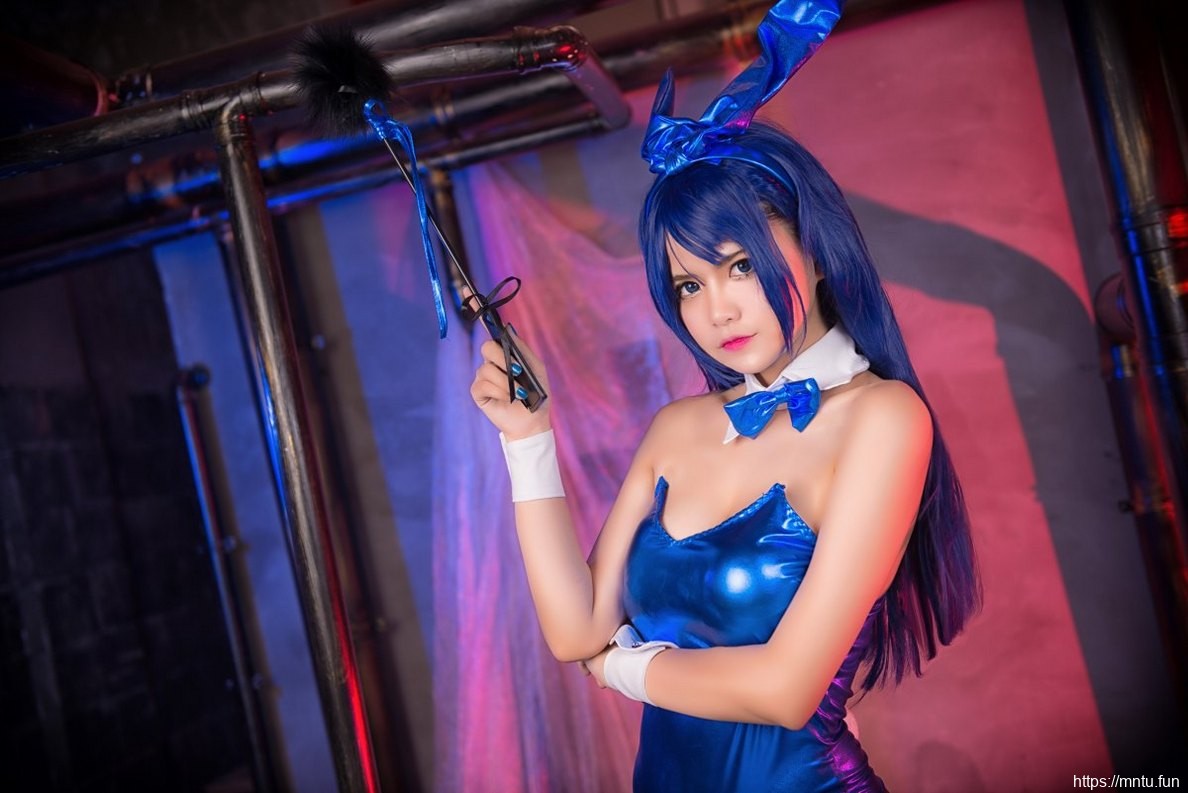 性感迷人姐妹花黑丝美腿cosplay性感写真