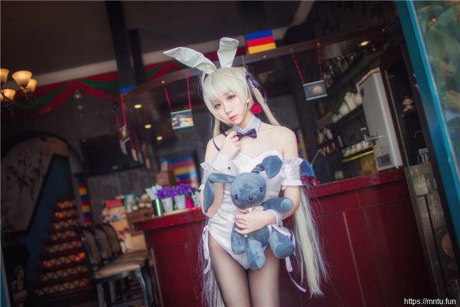 可爱美女苗条身材cosplay穹妹兔女郎制服诱惑