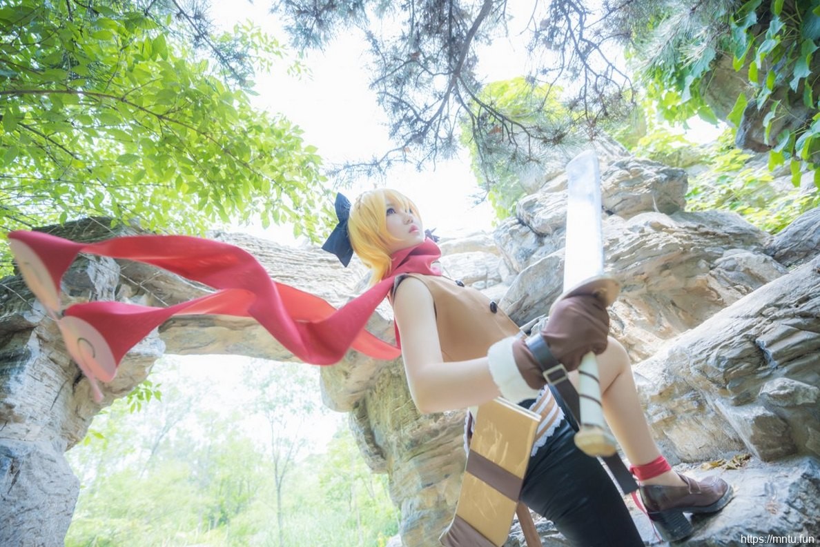 可爱迷人短发美少女cosplay动漫美女菲鲁特