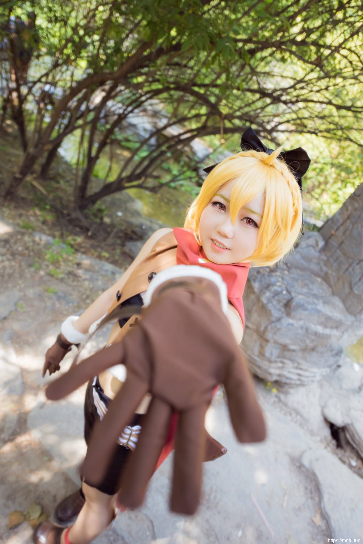 可爱迷人短发美少女cosplay动漫美女菲鲁特