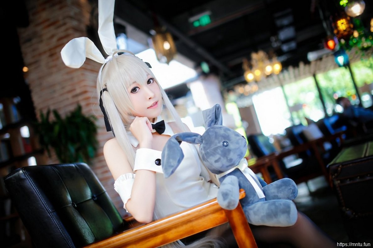 迷人美女黑丝美腿cosplay兔女郎春日野穹妩媚妖艳