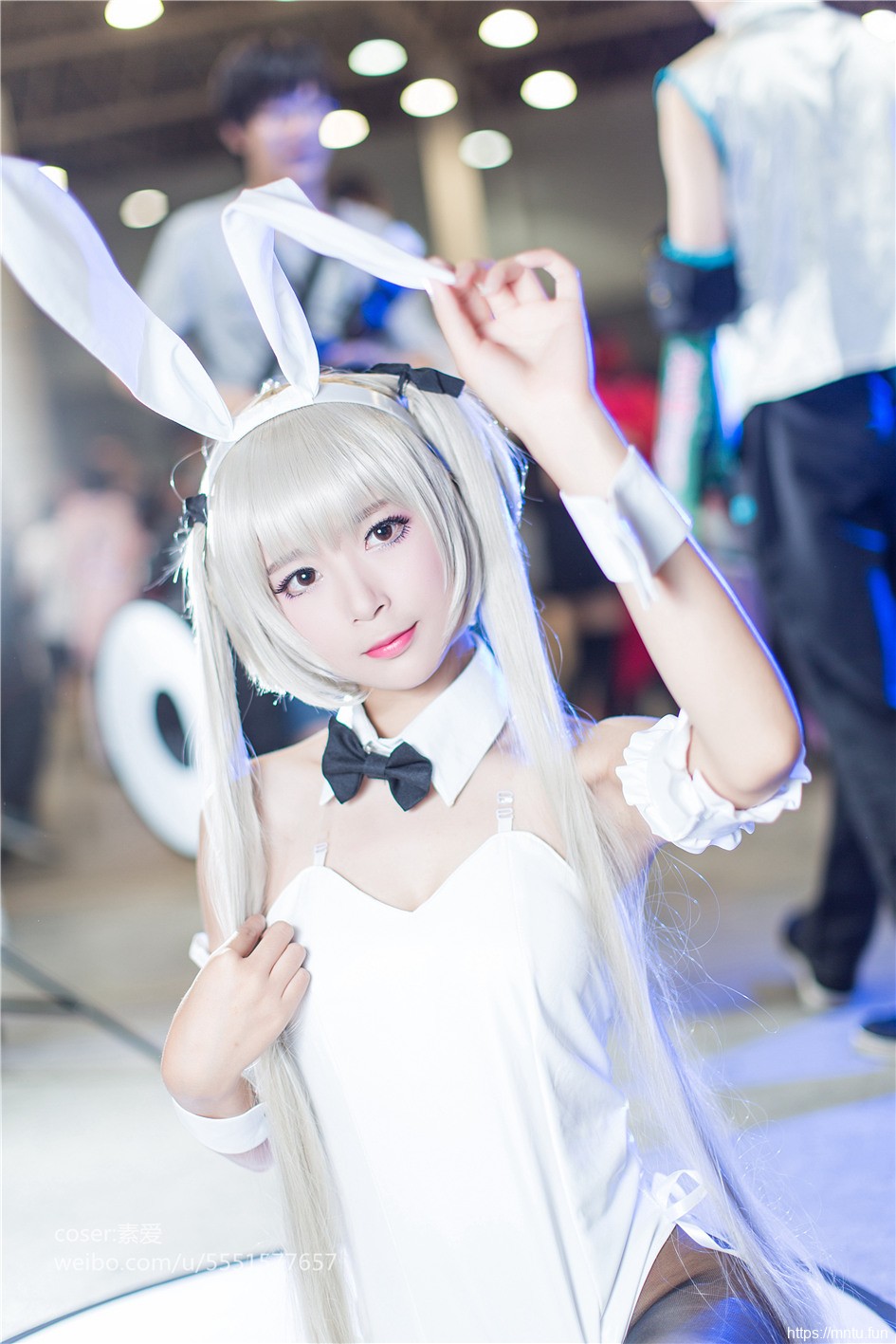 黑丝美腿美女cosplay性感兔女郎穹妹