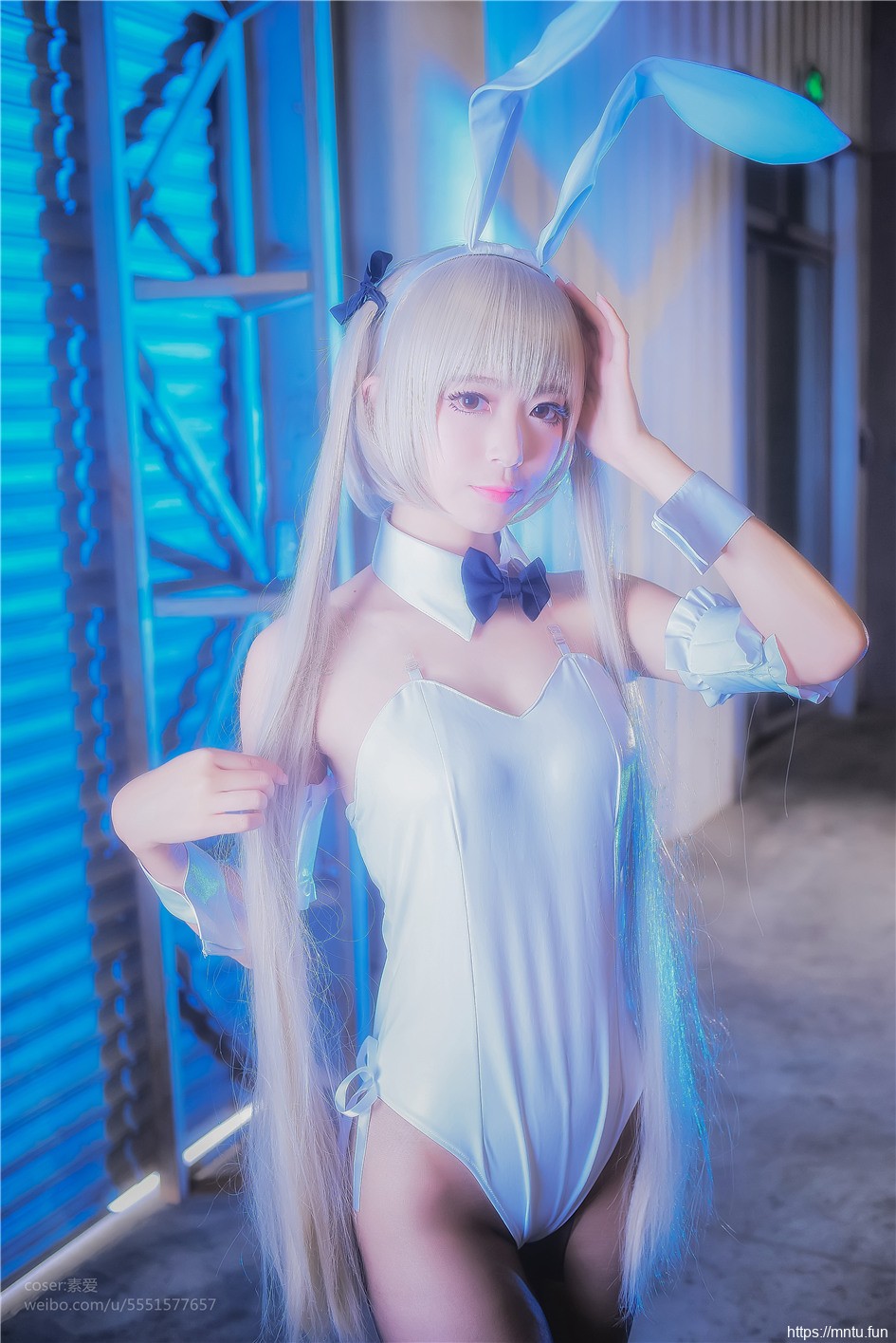 黑丝美腿美女cosplay性感兔女郎穹妹