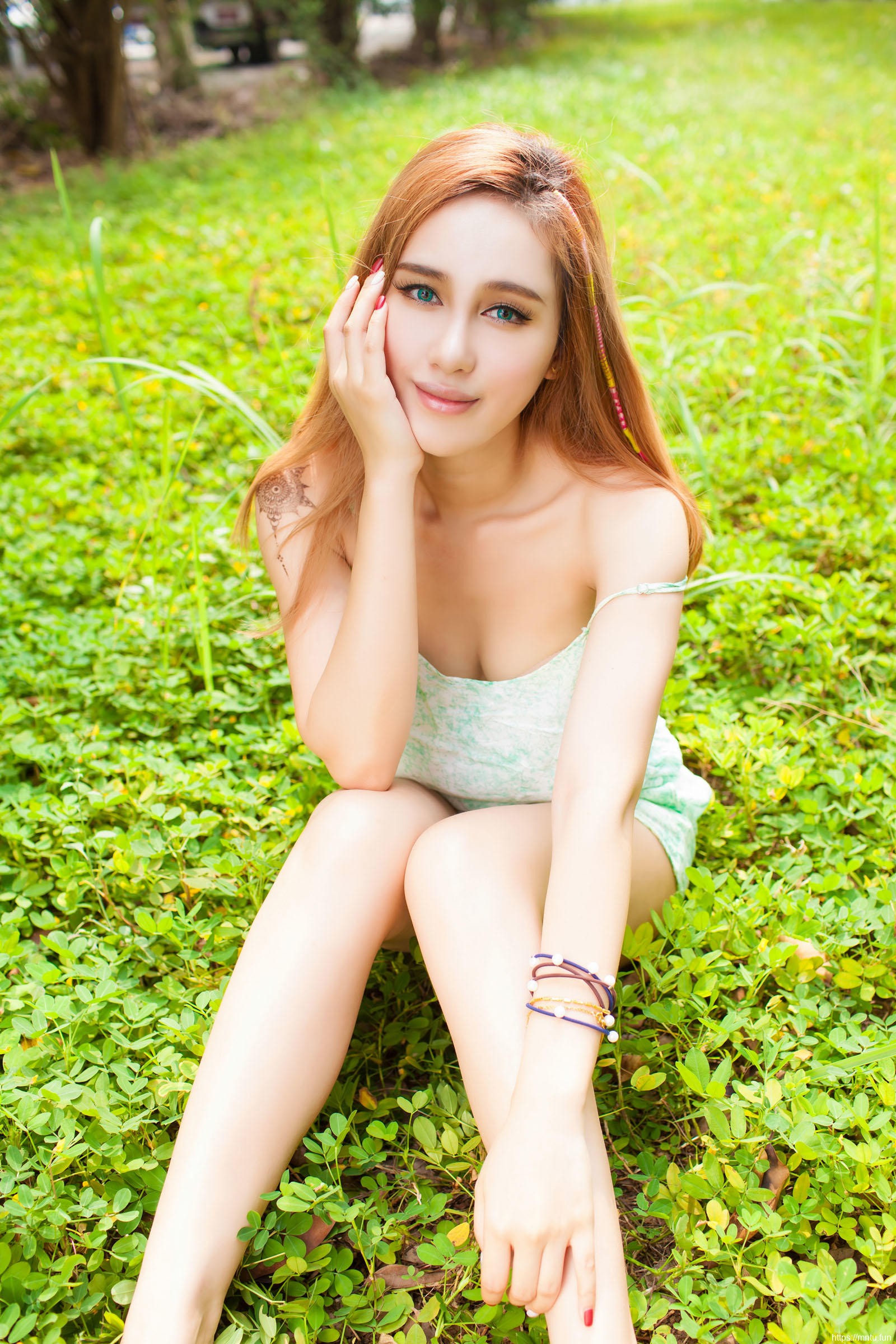 美女玉乳,Michi_Ho