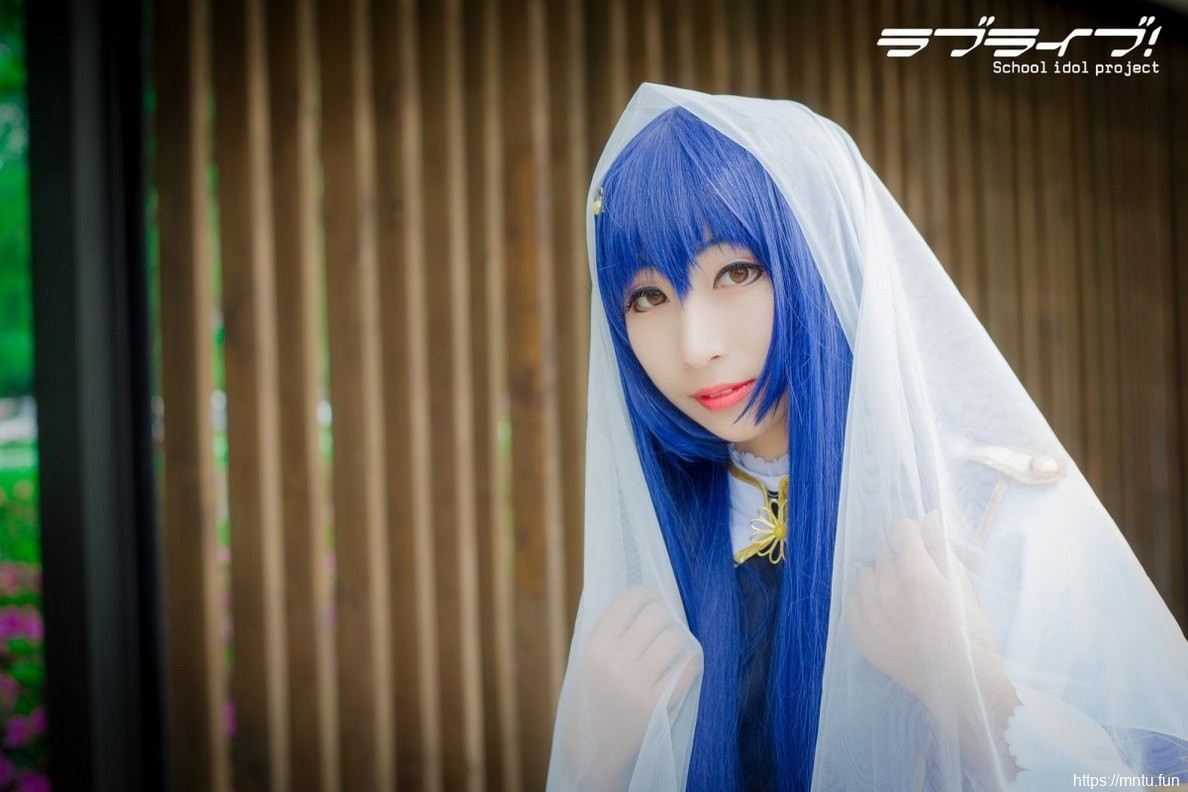 气质美女完美身材修女妆扮清新户外cosplay园田海未