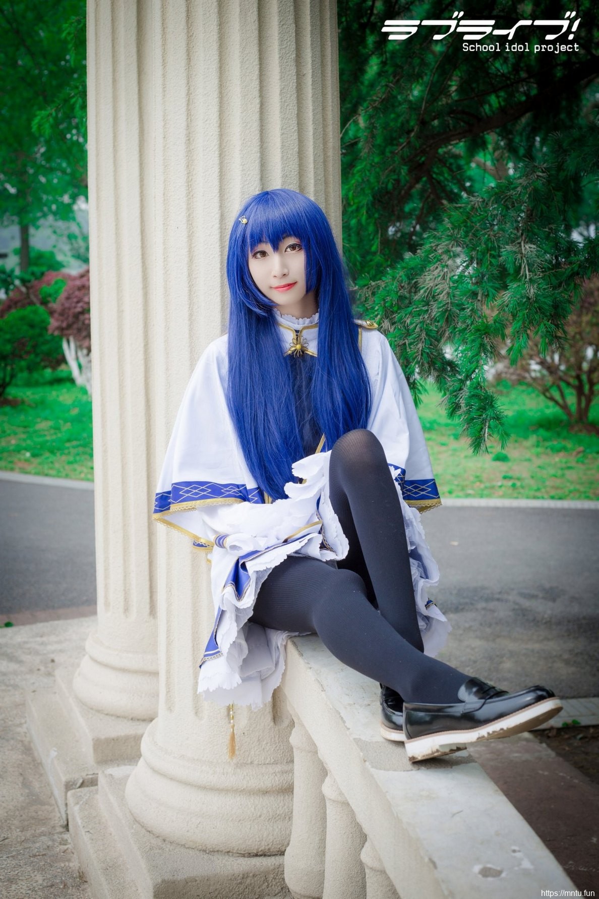 气质美女完美身材修女妆扮清新户外cosplay园田海未