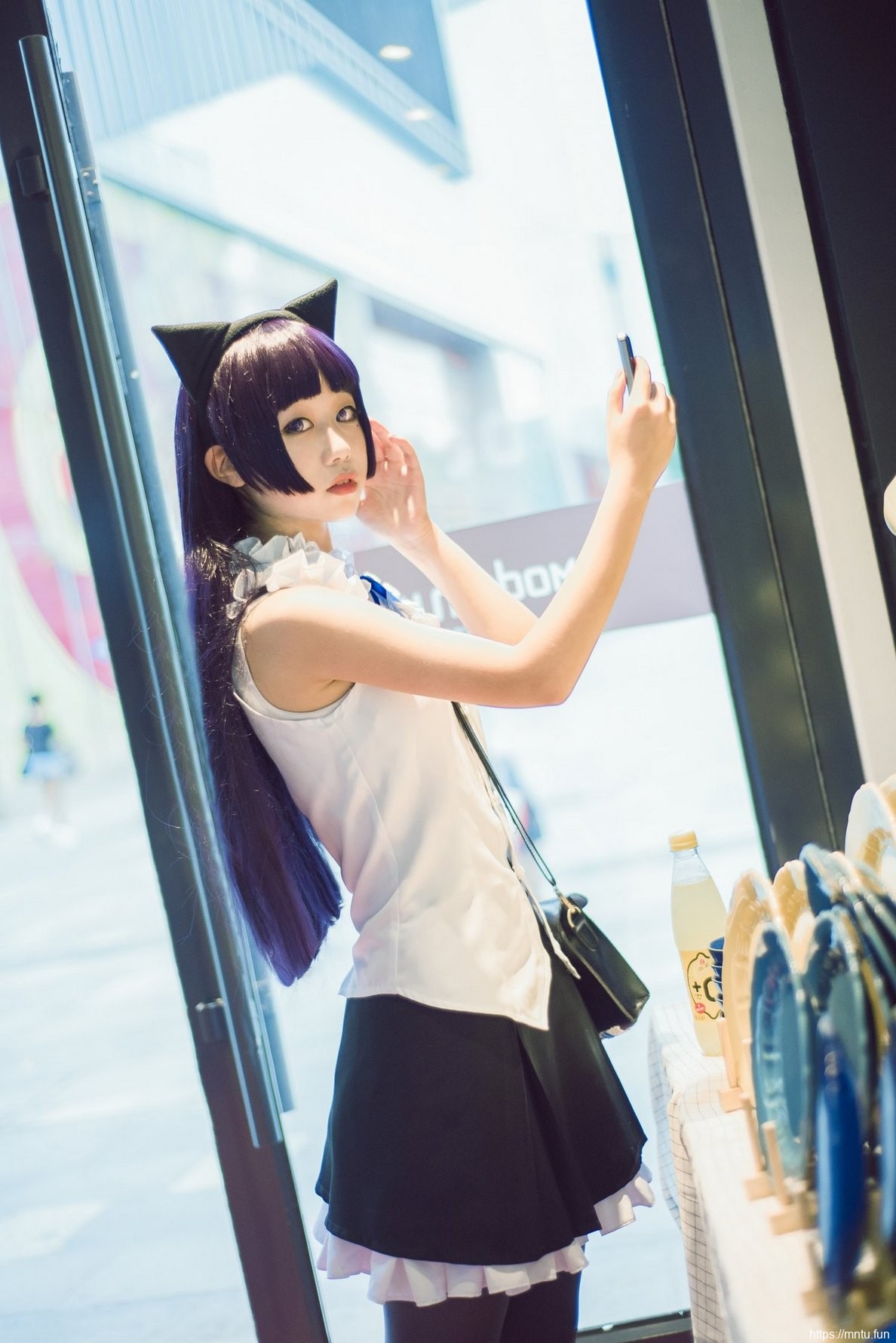 娇小迷人萌妹子哥特萝莉装扮cosplay五更琉璃黑猫