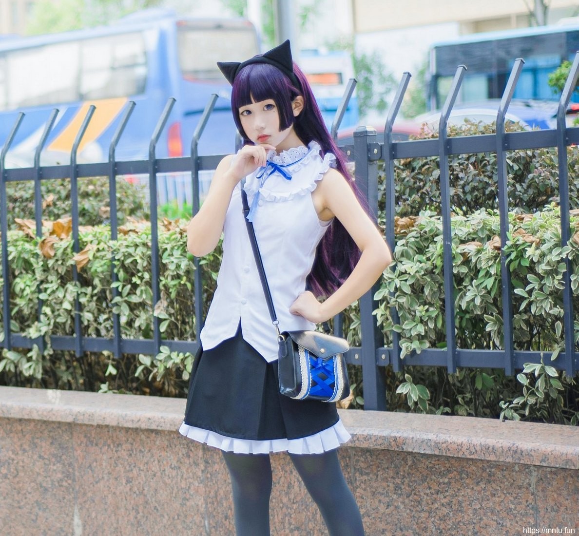 娇小迷人萌妹子哥特萝莉装扮cosplay五更琉璃黑猫