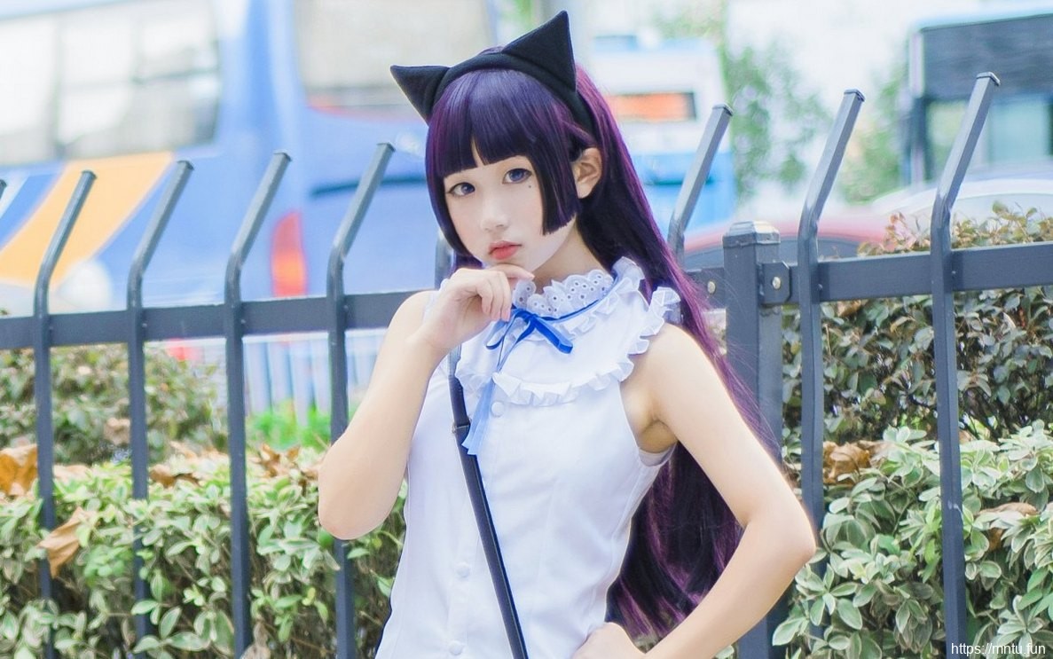 娇小迷人萌妹子哥特萝莉装扮cosplay五更琉璃黑猫
