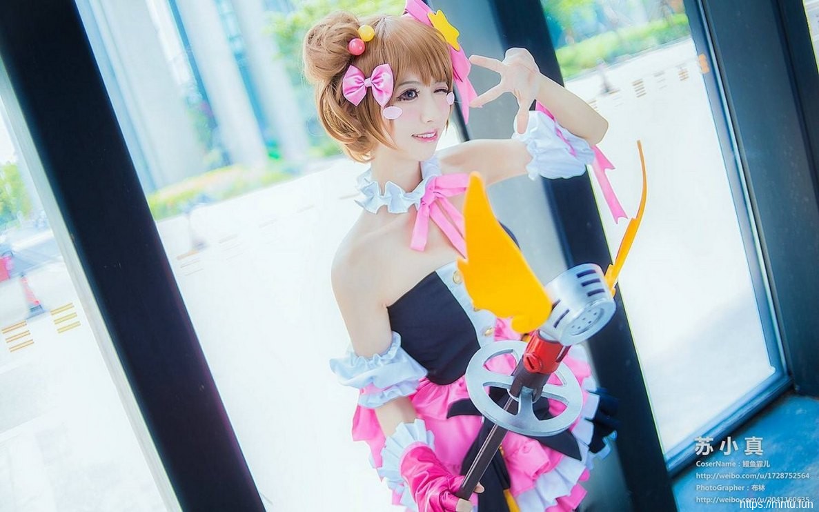 白皙高挑美少女cosplay少女咖啡枪萌娘苏小真