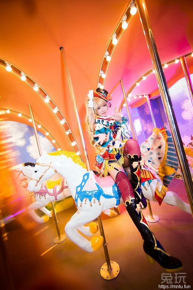 性感美少女鳗鱼霏儿Cosplay动漫人物惹人喜爱