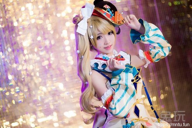 性感美少女鳗鱼霏儿Cosplay动漫人物惹人喜爱