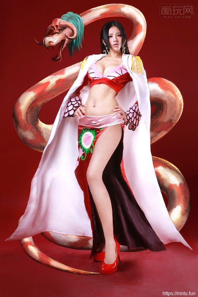 性感美女火辣身材Cosplay海贼王女帝蛇姬
