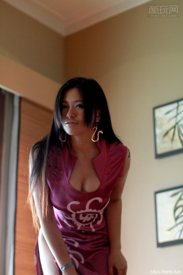 性感美女火辣身材Cosplay海贼王女帝蛇姬