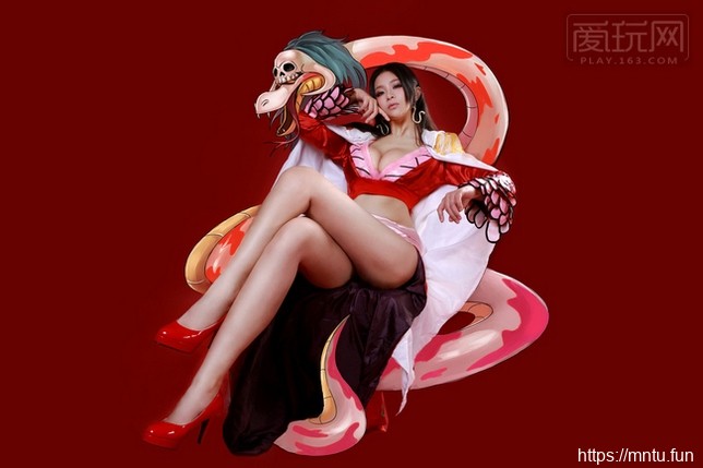 性感美女火辣身材Cosplay海贼王女帝蛇姬