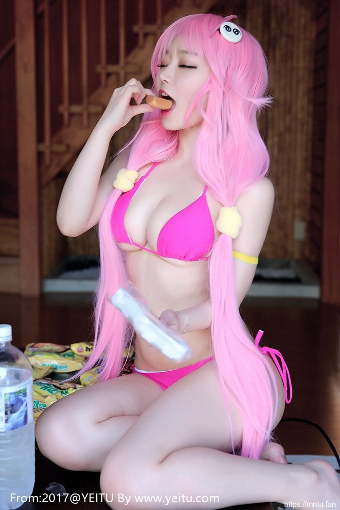 菠萝社柳侑绮童颜巨乳比基尼COS出包王女菈菈