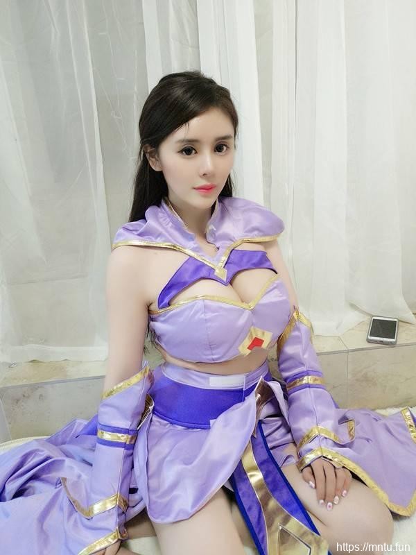 斗鱼七哥张琪格COS王者荣耀貂蝉不知火舞露娜