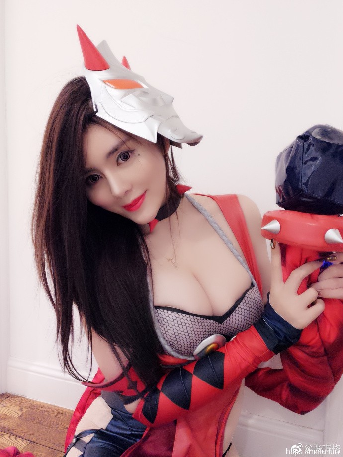 斗鱼TV美女主播张琪格COS王者荣耀貂蝉阿轲