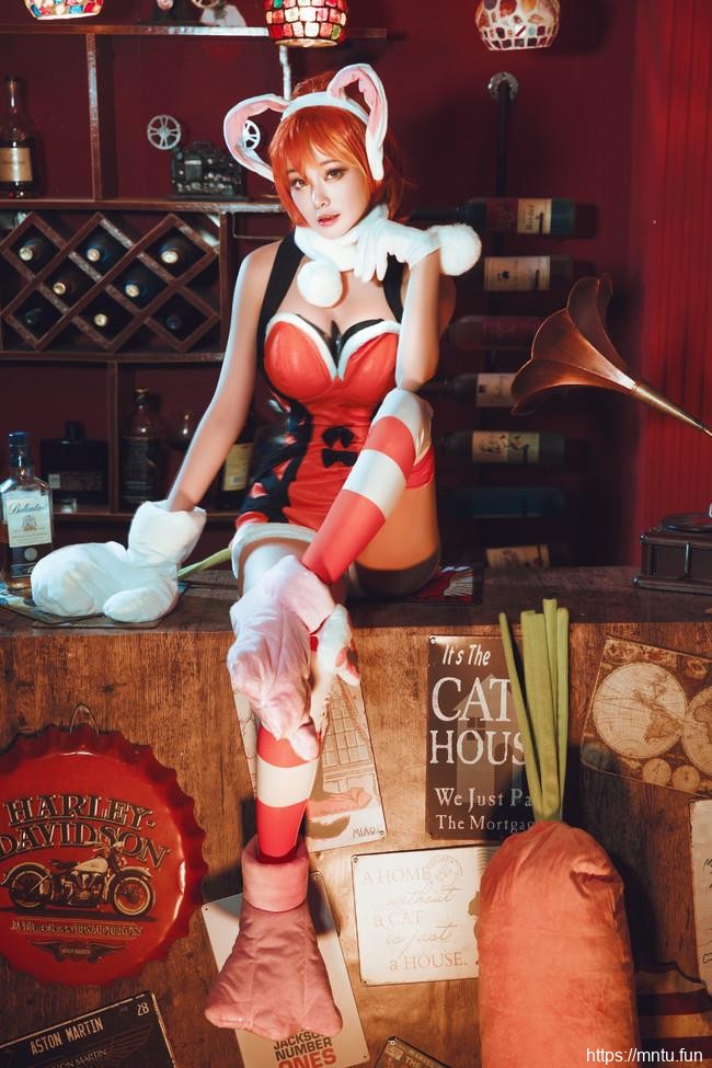 蜜丝公馆花小骨COS王者荣耀兔女郎花木兰