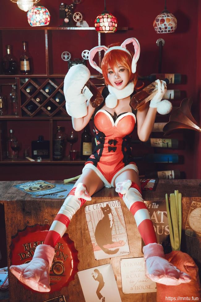 蜜丝公馆花小骨COS王者荣耀兔女郎花木兰