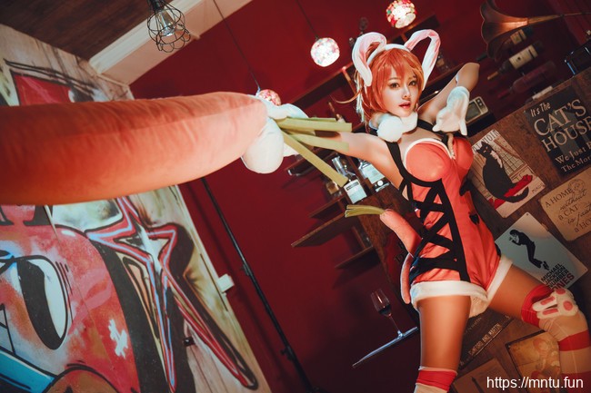 蜜丝公馆花小骨COS王者荣耀兔女郎花木兰