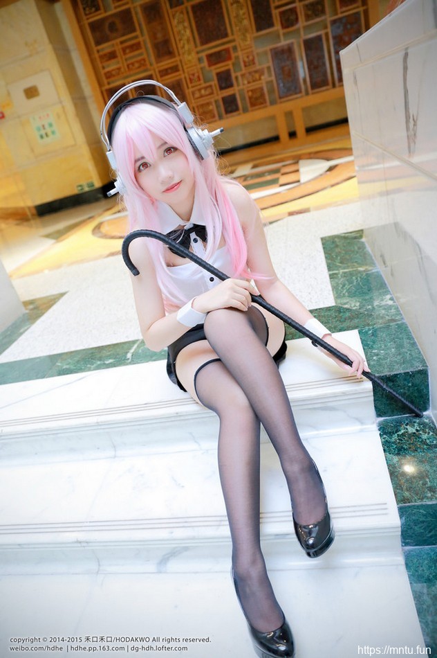 性感黑丝美女Cosplay超级索尼子图片