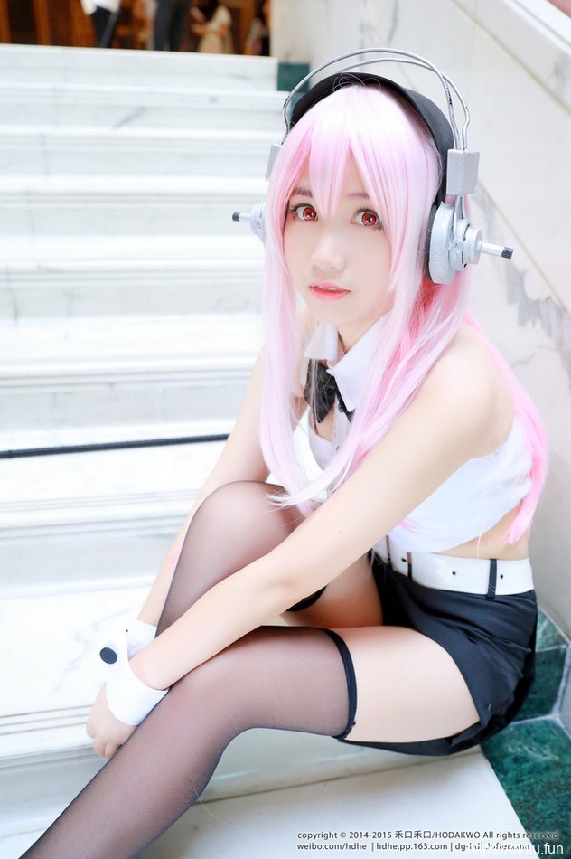 性感黑丝美女Cosplay超级索尼子图片