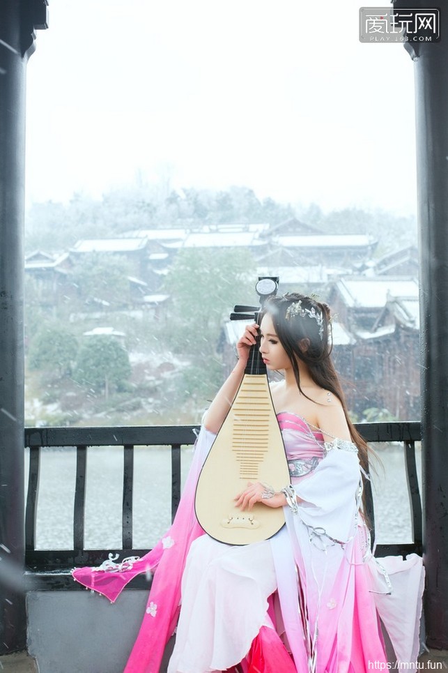 性感美女Cosplay剑网3七秀御姐真是迷人